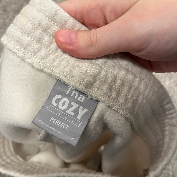 tna cozy perfect 2” shorts - Picture 2 of 3